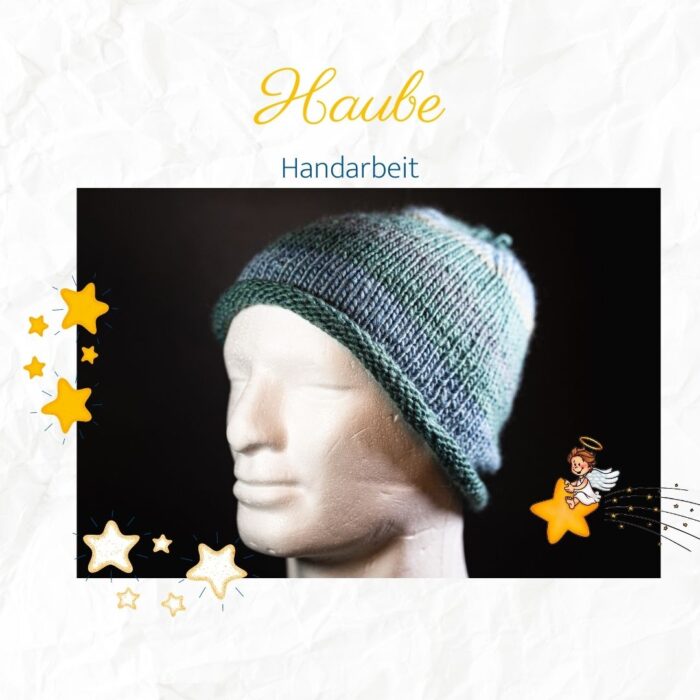 Haube in Blau-und Türkistönen