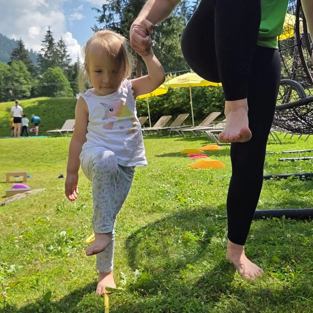 MPS-Mädchen bei der Physiotherapie | MPS Austria